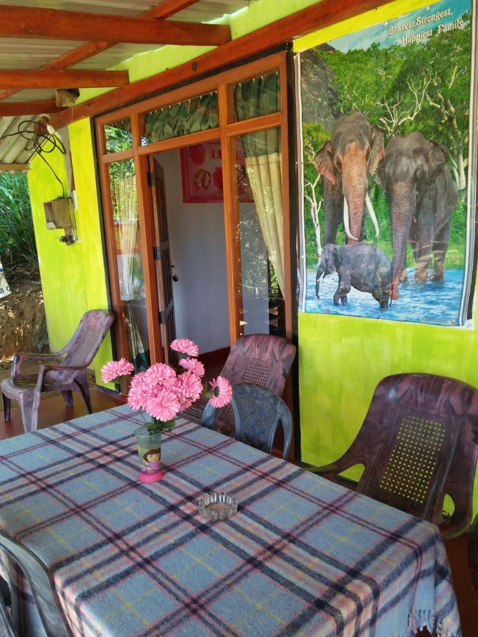 Kavindu Homestay Ella Buitenkant foto